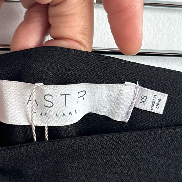 ASTR the Label Itzayana Lace Trim Pencil Skirt in Black - Picture 7 of 8